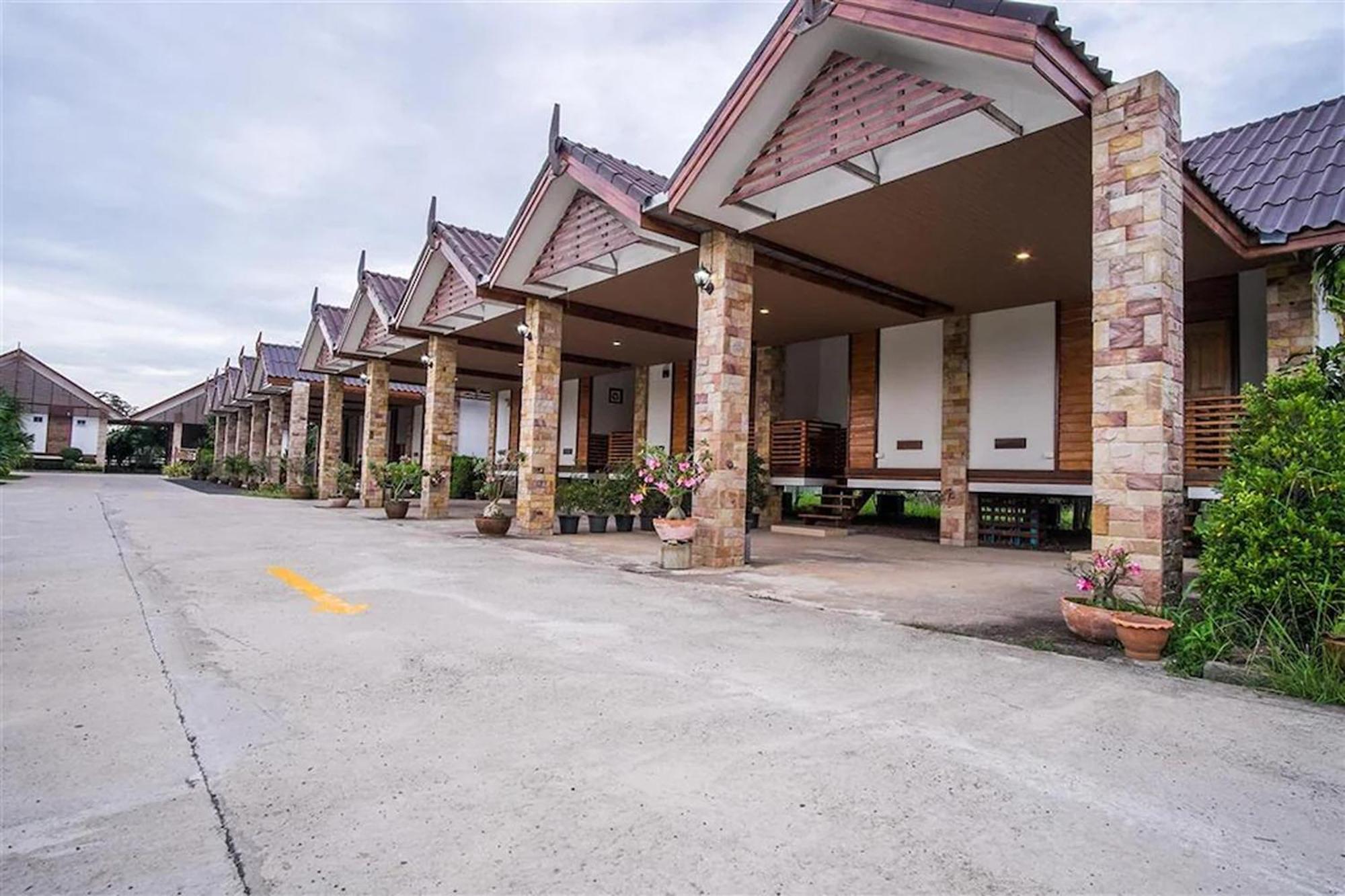 Ruentara Resort & Villa Buri Ram Eksteriør billede